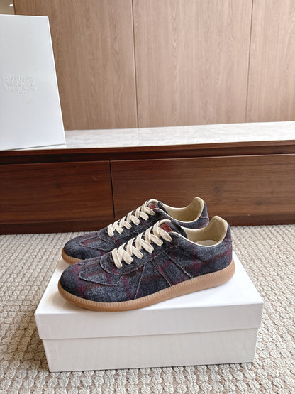 Maison Astro Purple
