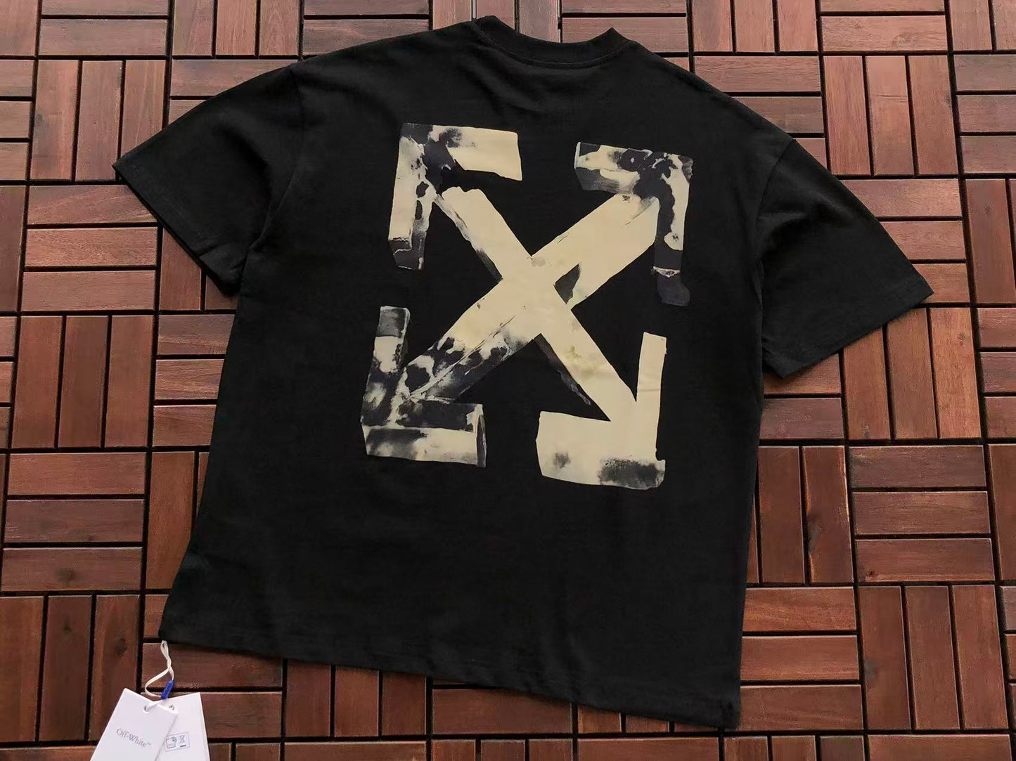 T-shirt Off
