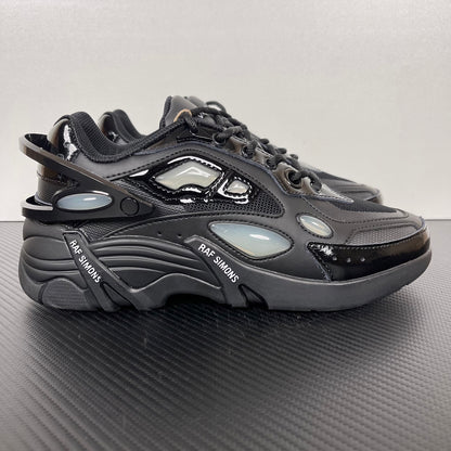Cylon-21 Black
