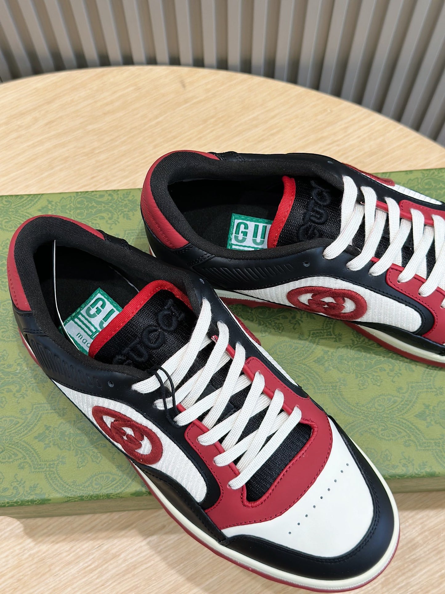 Gu Shoes