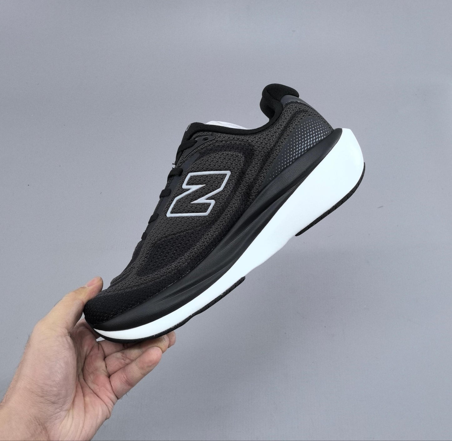 1080v15 Black