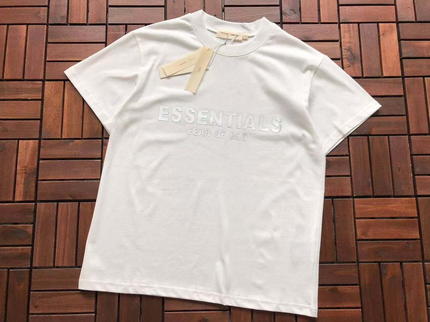 T-Shirts ESSENT