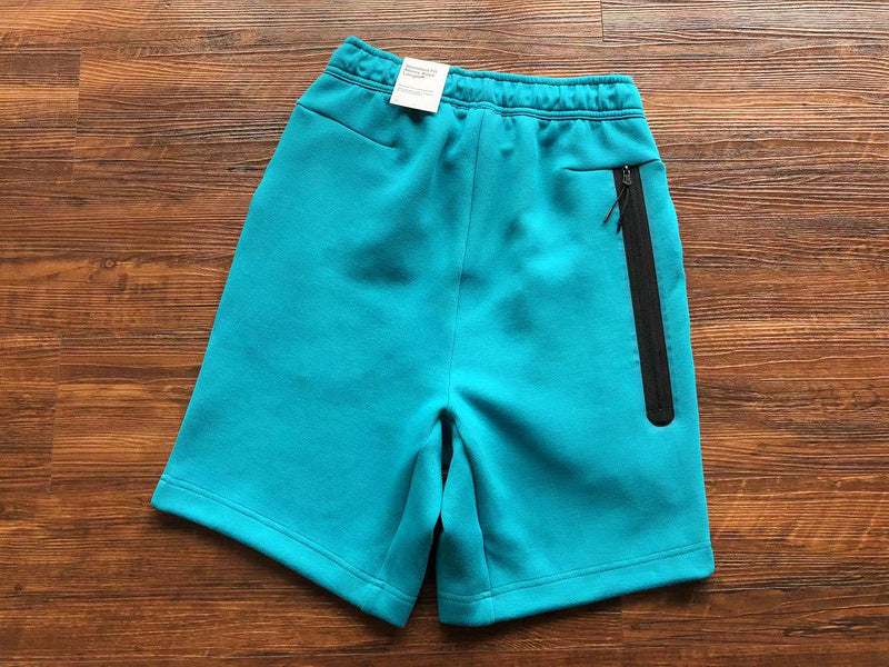 Calções Tech Fleece