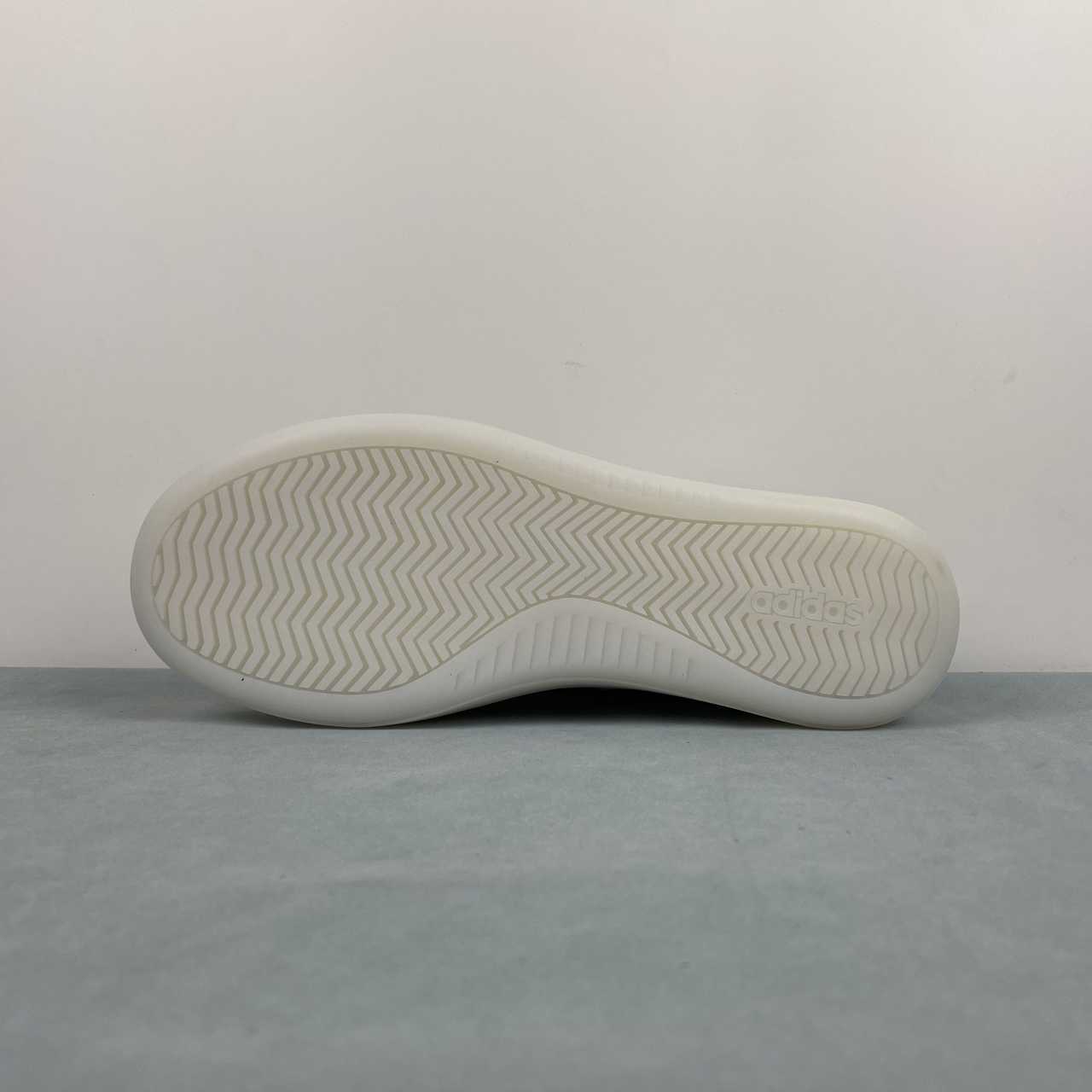 AD Barreda Decode Beige White Black