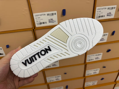 Trainer Monogram White