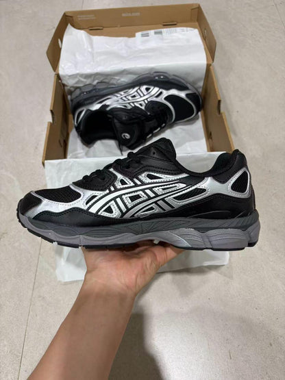GEL-NYC Black and Silver