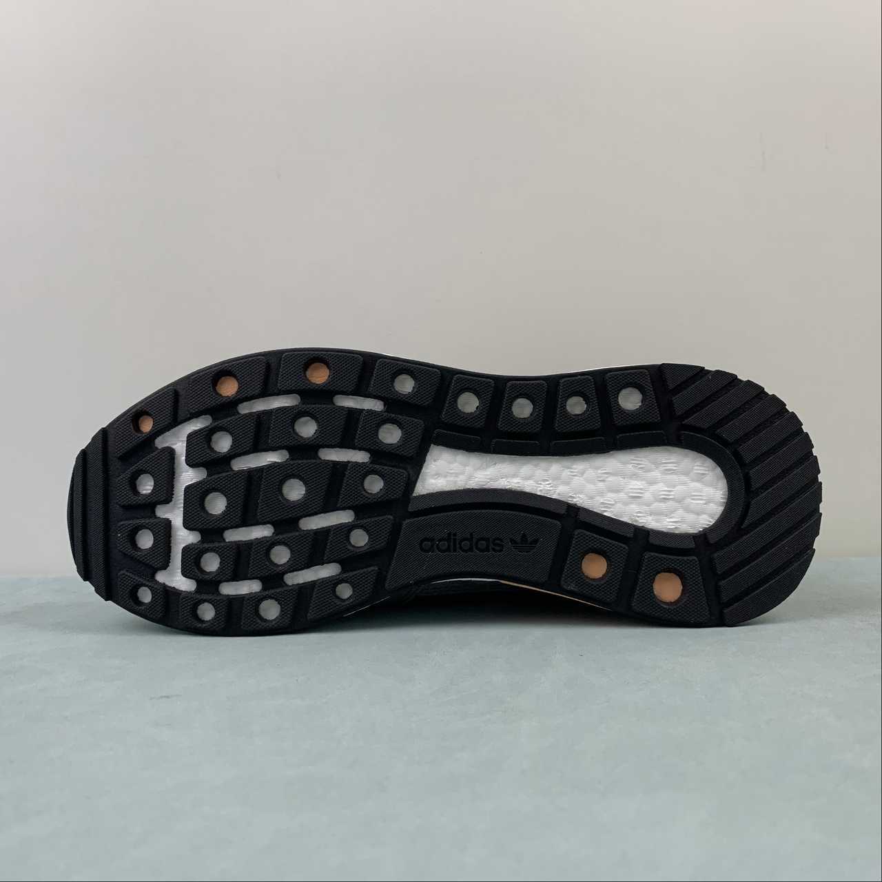 AD Boot 500 Dark Grey Black