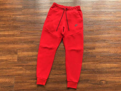 Conjunto Tech Fleece Vermelho