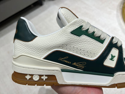 Trainer White and Dark Green