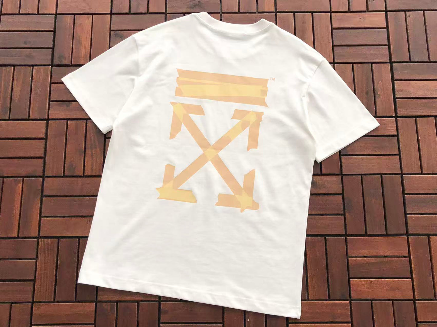 T-shirt Off