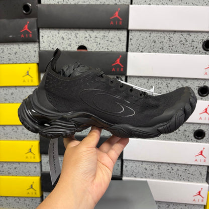 BLG Anatomic Runner Black