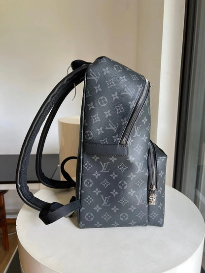 Louis Vuitton Discovery