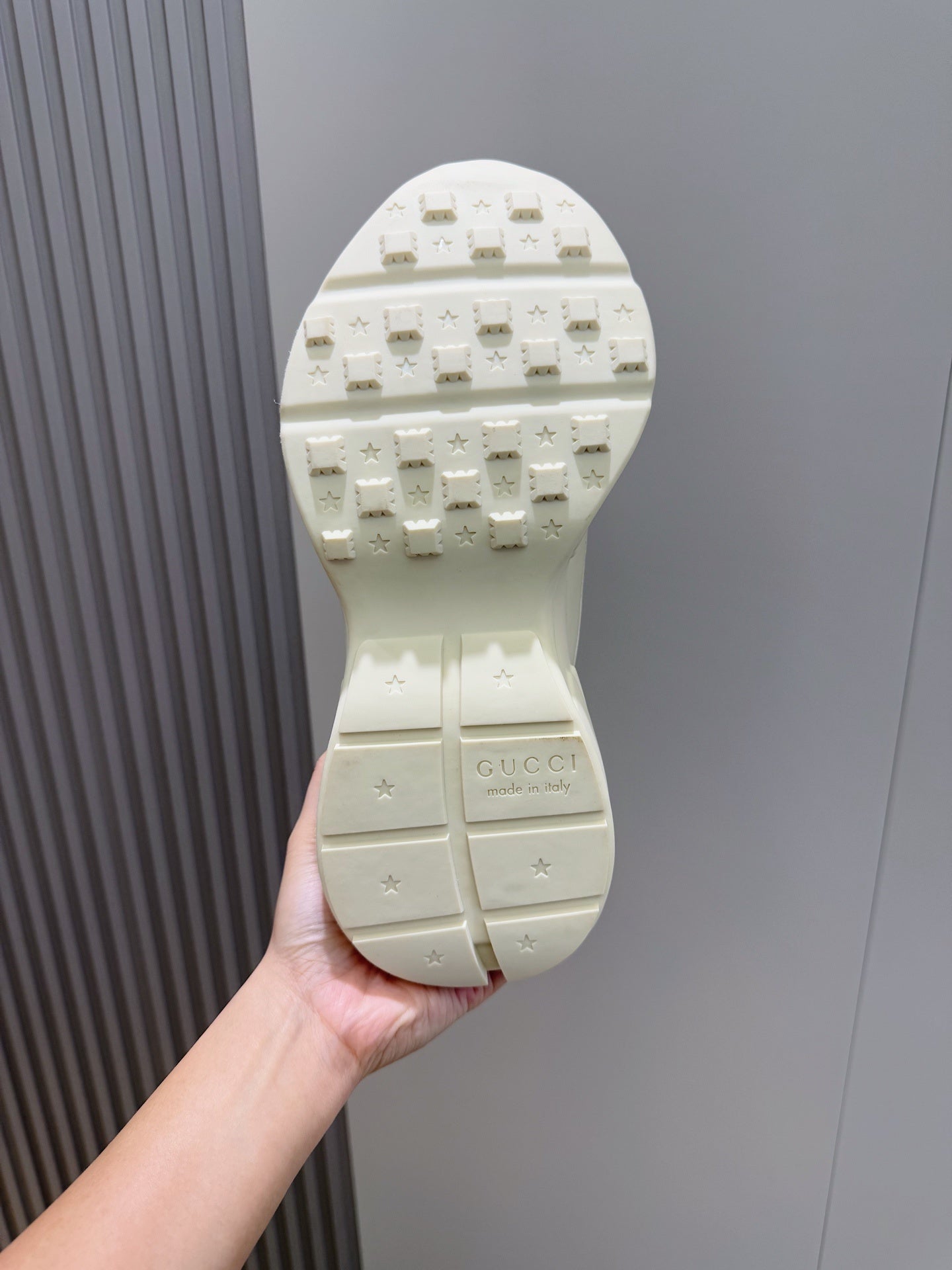 Gu Shoes