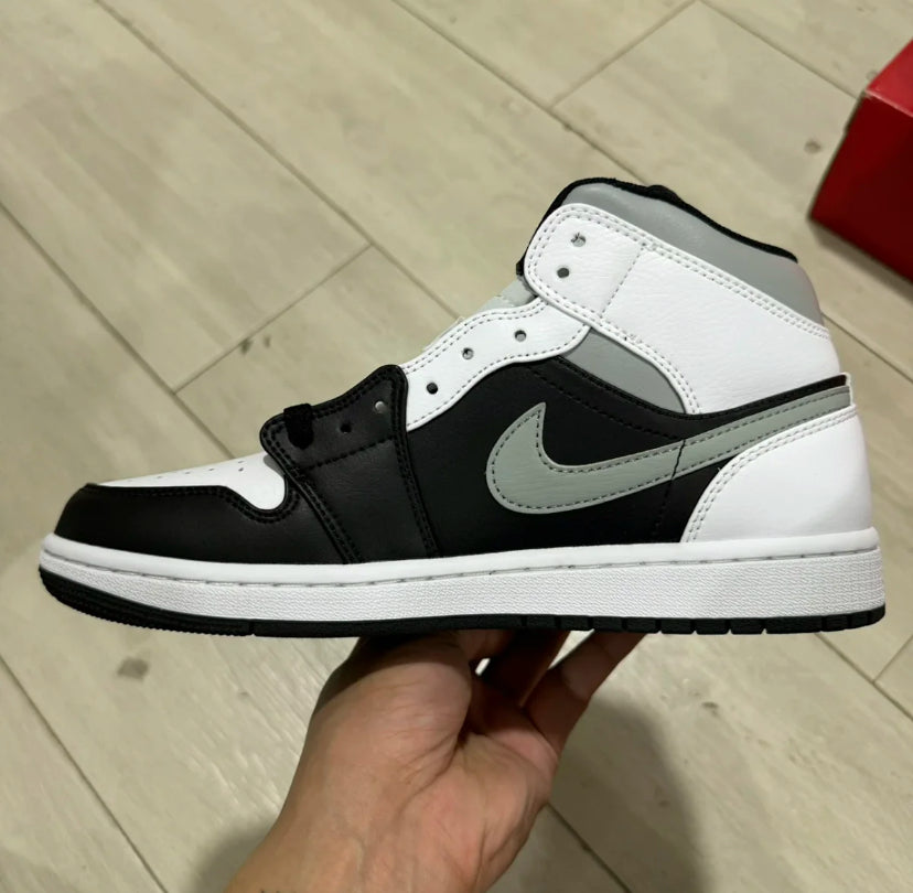 Air Jordan 1 Mid White Shadow