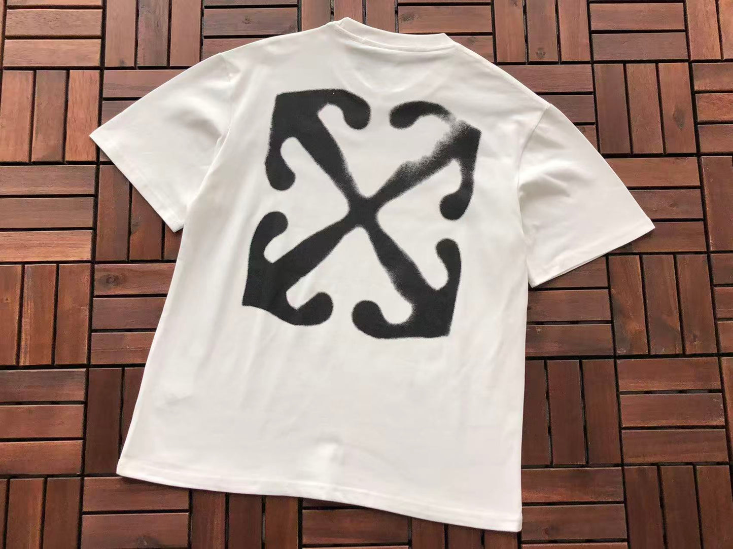 T-shirt Off