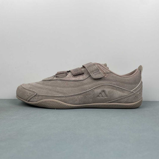 AD URBAN REVERIE Brown