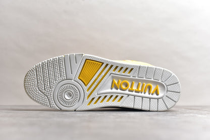 Trainer Yellow