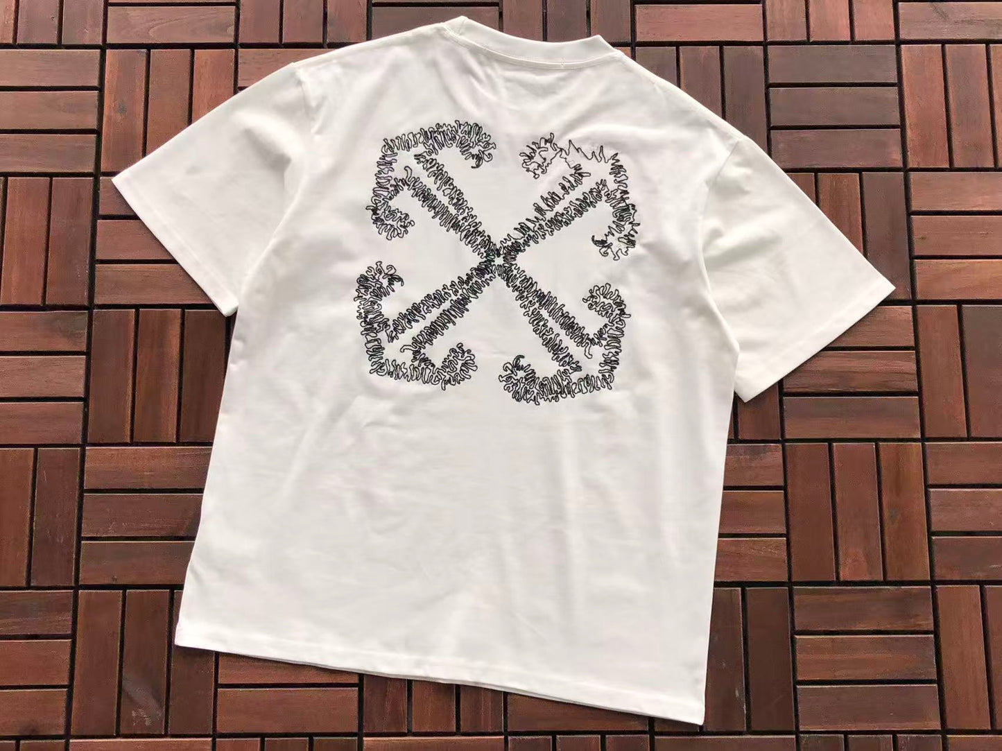 T-shirt Off