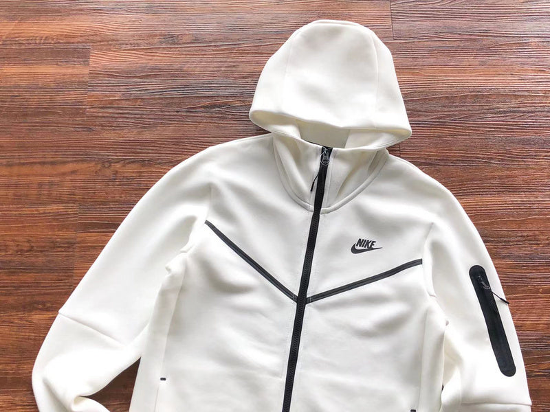 Conjunto Tech Fleece Branco