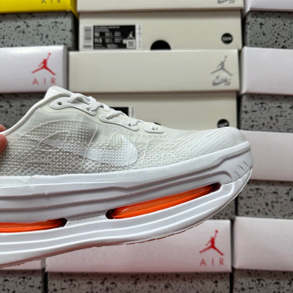 Vomero Premium Grey/White