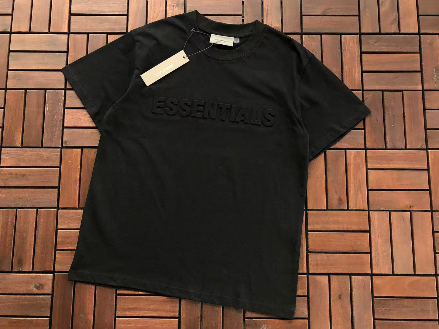 T-Shirts ESSENT