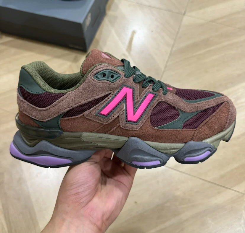 New Balance 9060 Rich Oar Burgundi