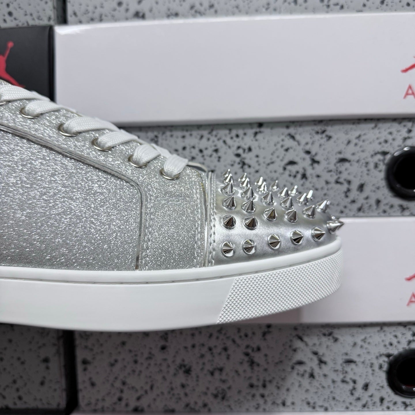 Cristhian Louboutin Vieira Spikes Silver