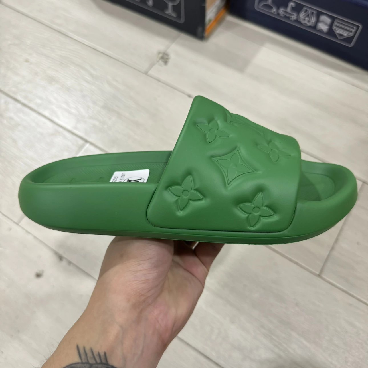 Chinelo Lv Green