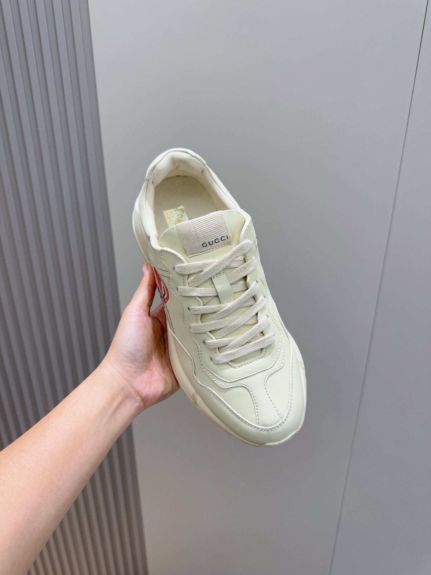 Gu Shoes