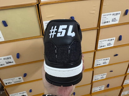 Trainer Black