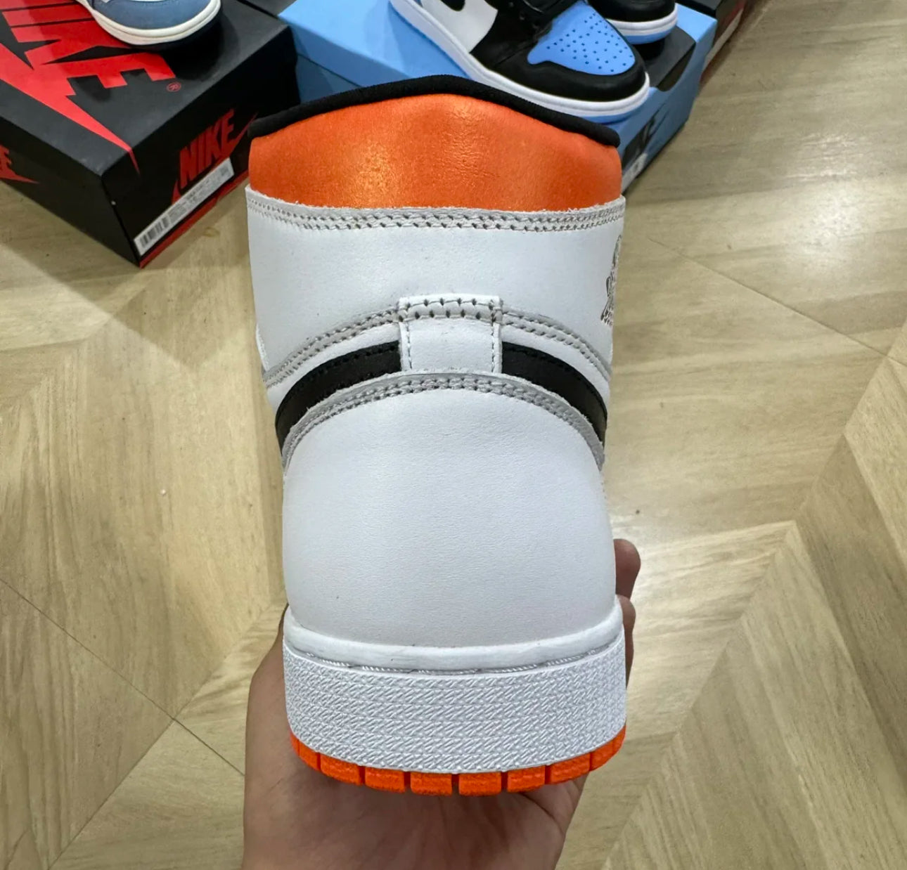 Air Jordan 1 High Electro Orange