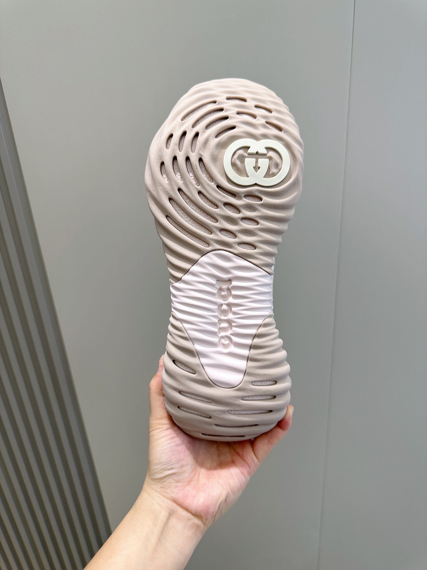 Gu Shoes