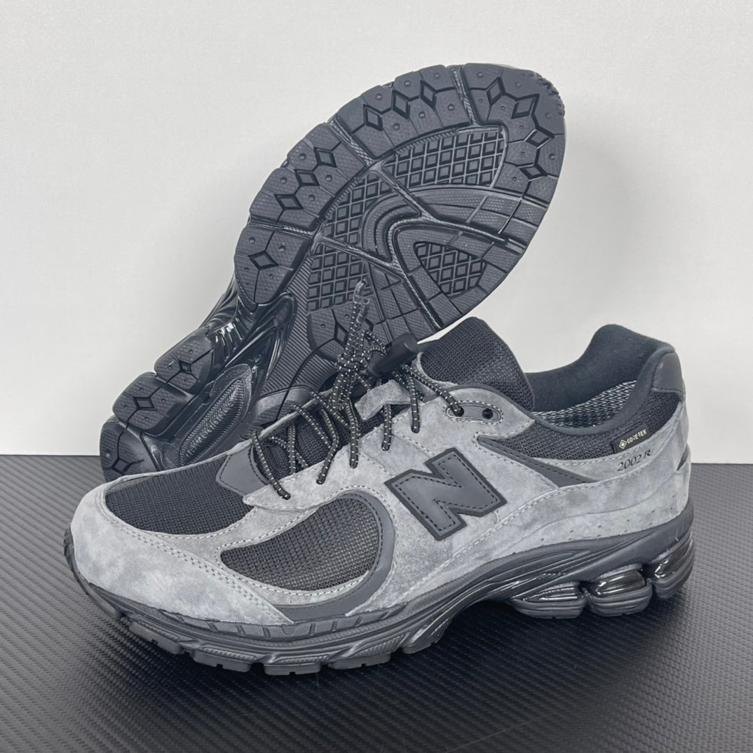 2002R Gore-Tex Grey