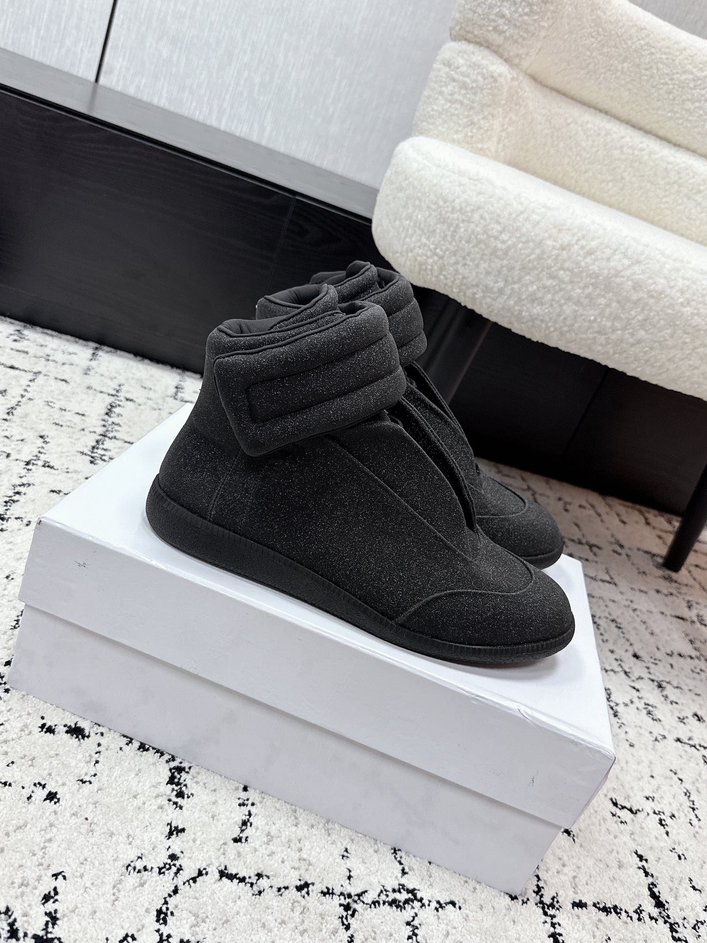 Maison HIgh Black Cotton