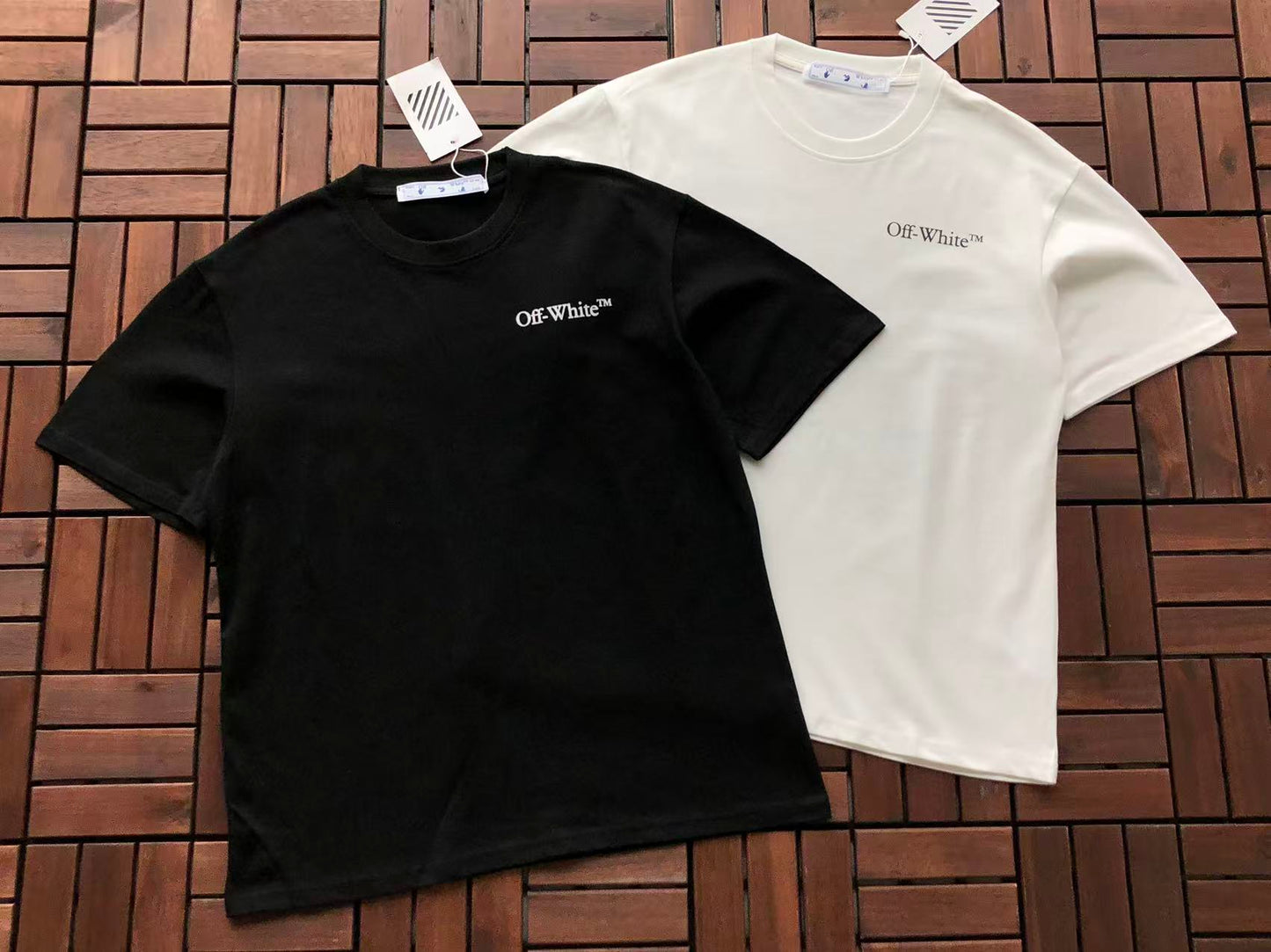 T-shirt Off