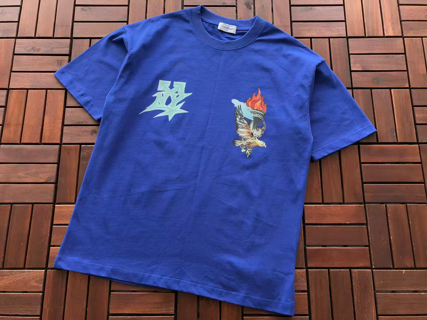 T-shirt Off