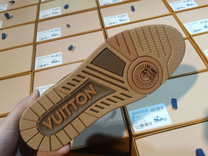 Trainer Brown