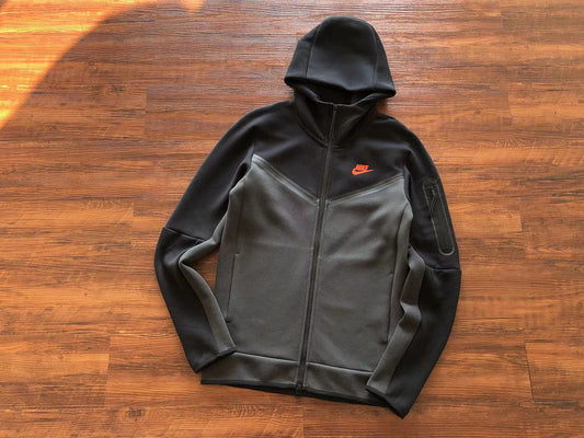 Conjunto Tech Fleece Preto e Cinza