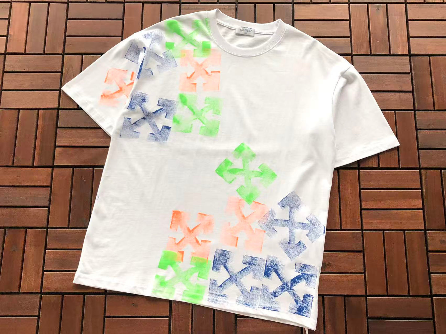 T-shirt Off