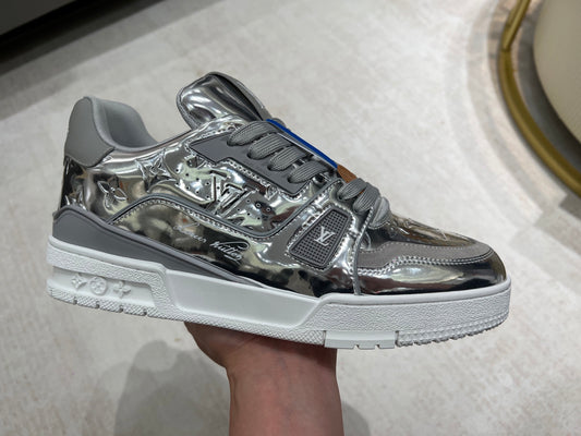Trainer Silver