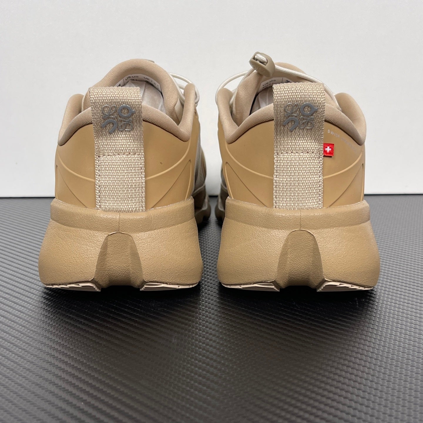 Cloudsolo Brown Grey