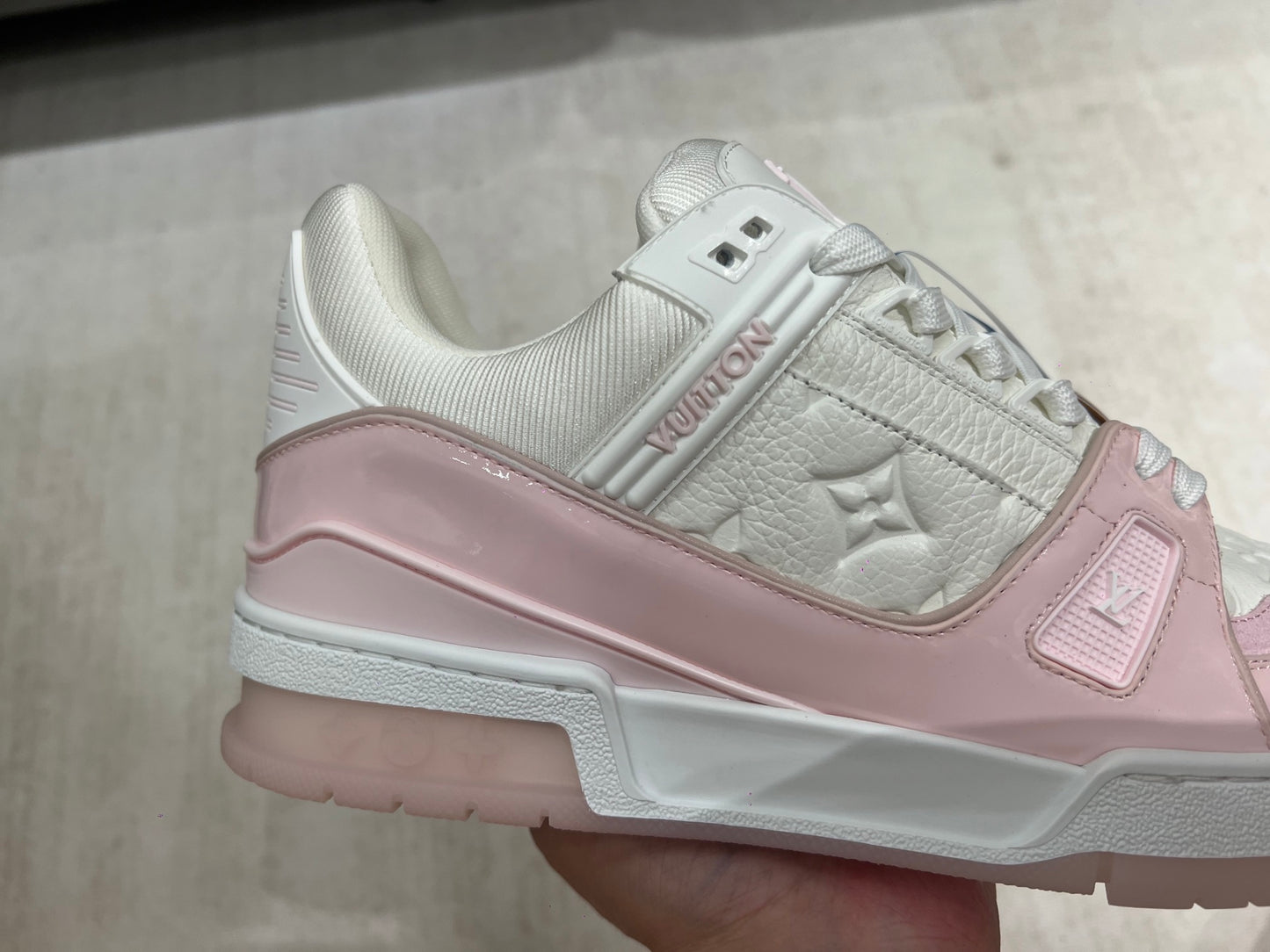 Trainer White and Pink