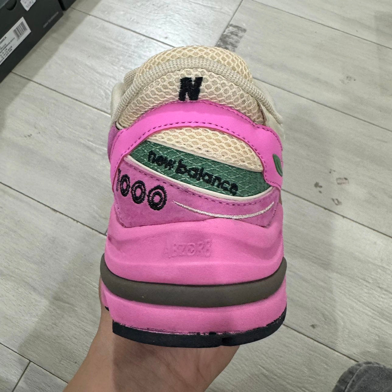 New Balance 1000 Pink