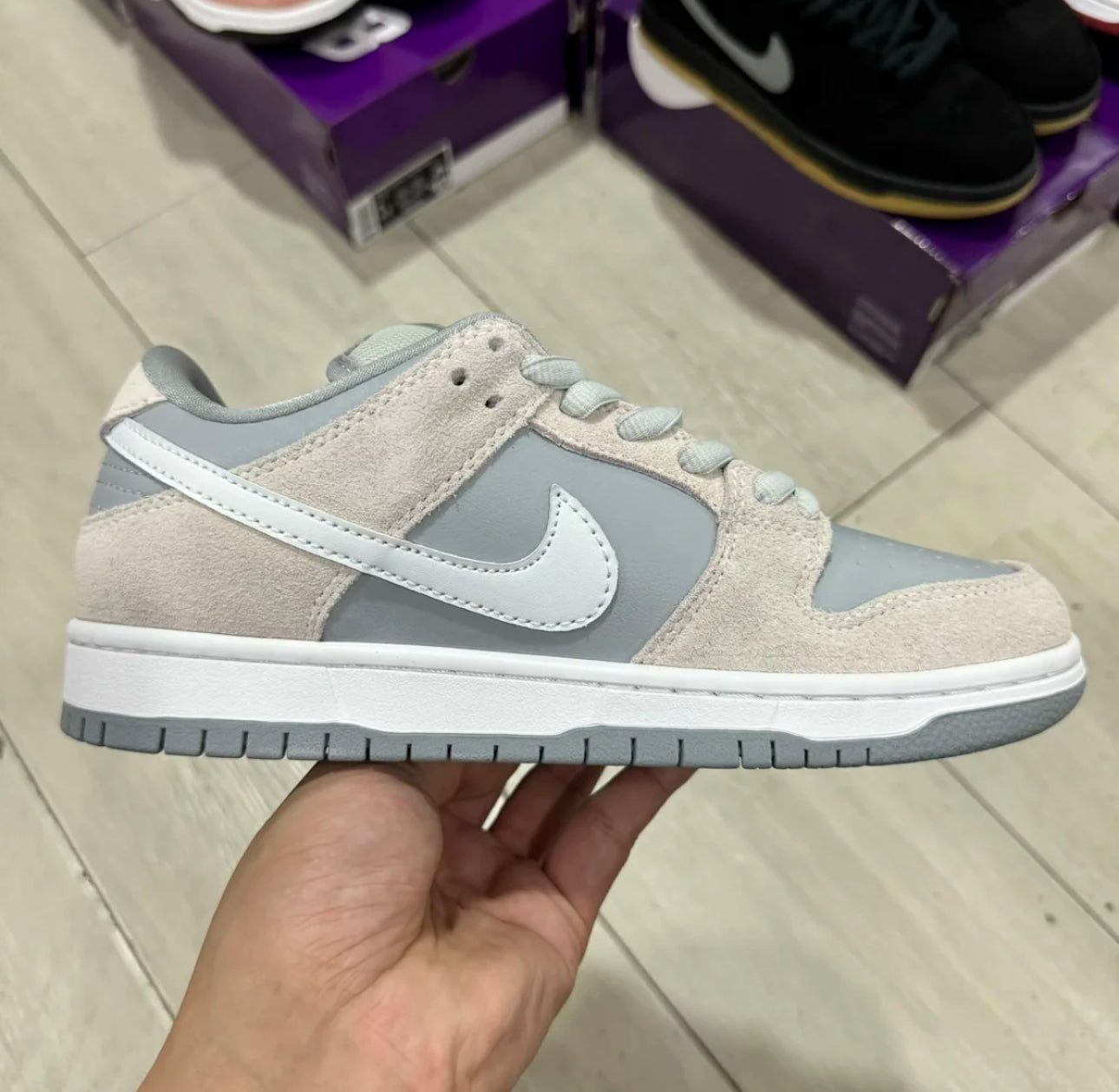 SB Dunk Low Summit White Wolf Grey