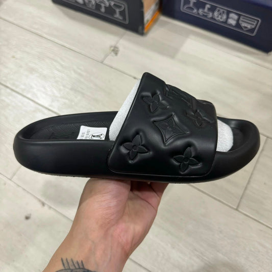Chinelo Lv Black