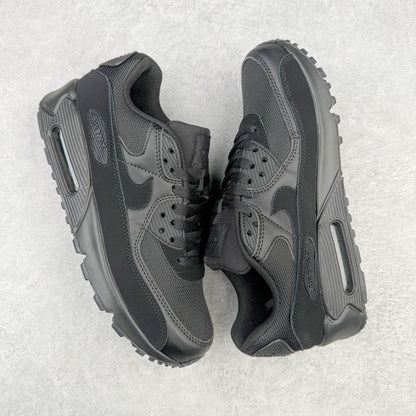 90 Triple Black