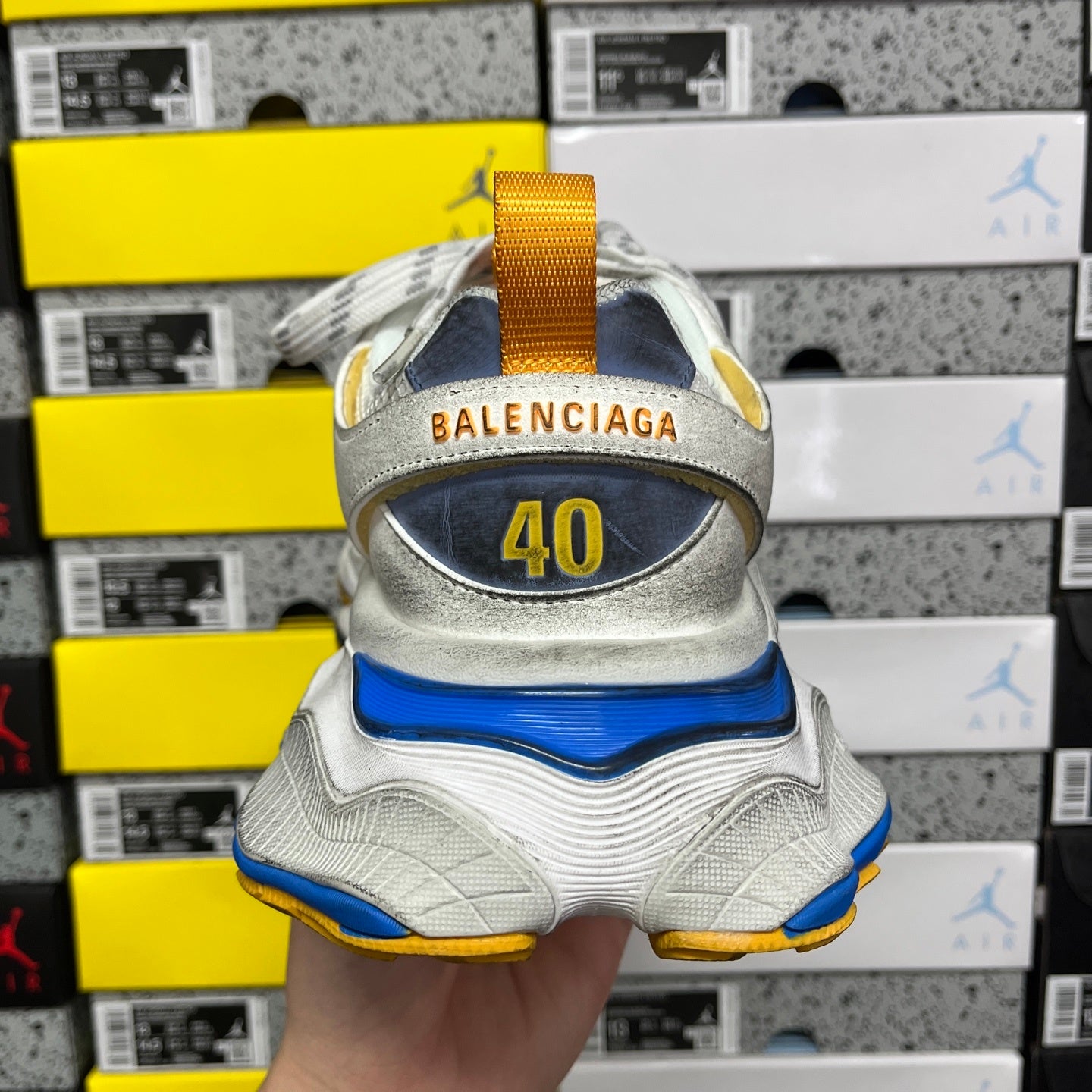 BLG Cargo White/Blue/Yellow/Grey