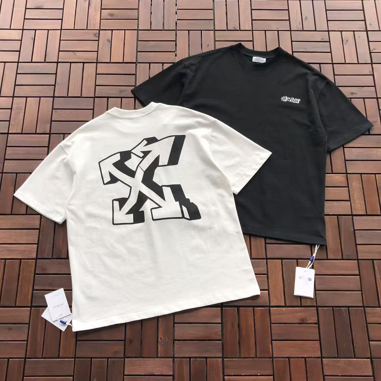 T-shirt Off