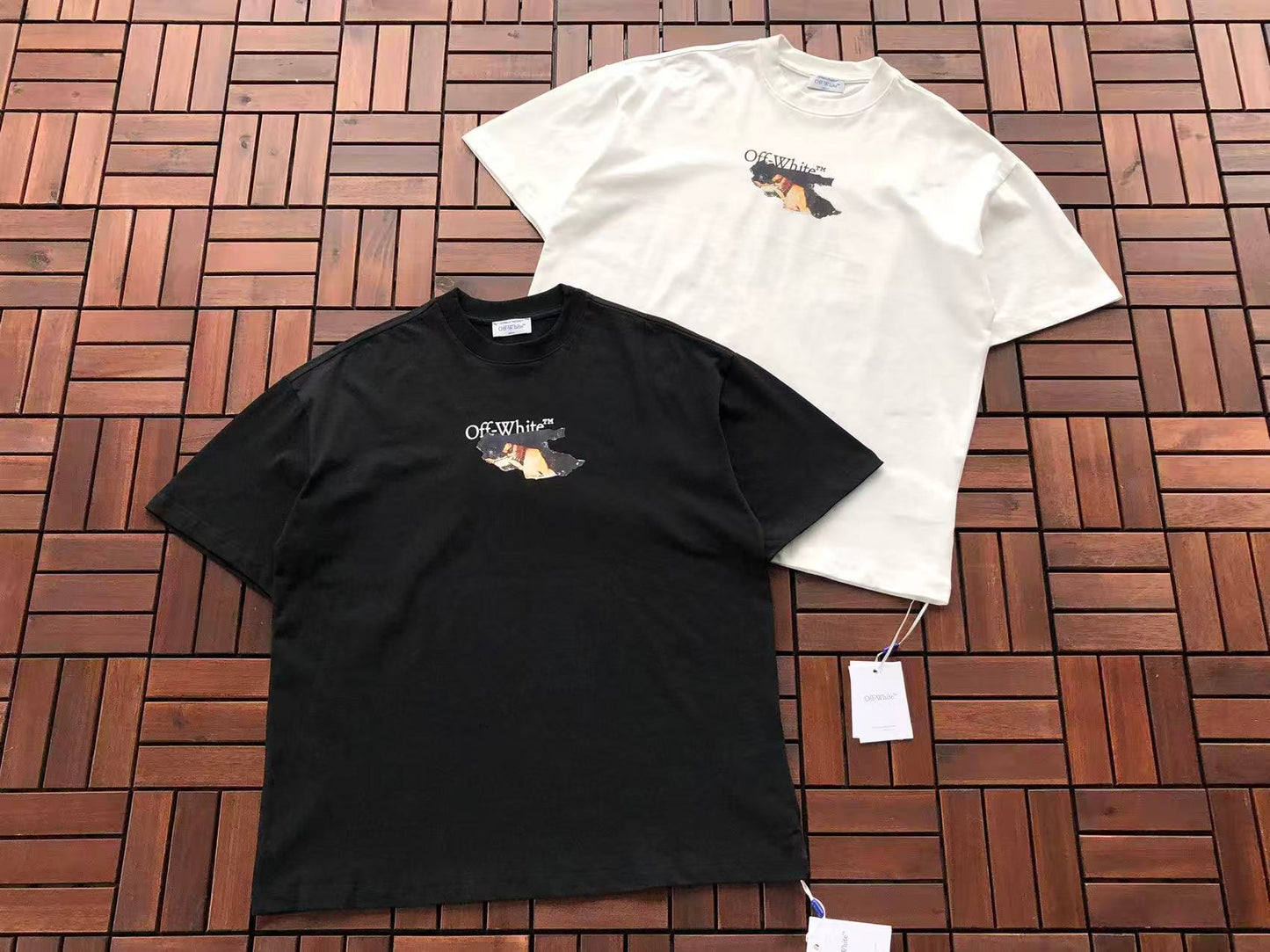 T-shirt Off
