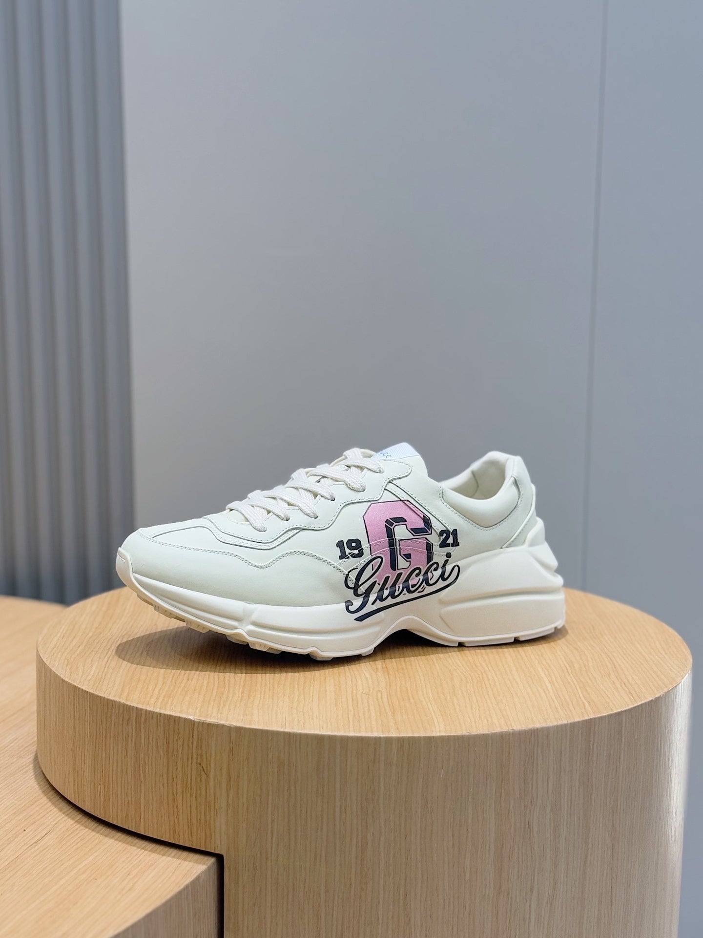 Gu Shoes